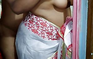 Aditi Aunty cleanser clothes without a Half-top when neighbor boy came & fucked her - Huge Boobs Indian 35 year old Desi 4k