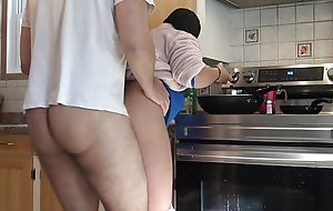 Homemade Arab Wife Doggystyle Fuck In Rub-down the Kitchen