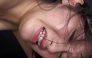 ASIAN JAPANESE PORN Sexy GIRL FUCKS HER PUSSY WITH A BIG