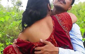 Hot Outdoor Sex Surrounding Indian Girlfriend