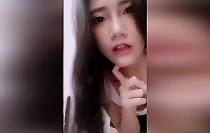Amateur young chinese unladylike masturbates with a coitus toy