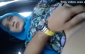 Categorization Hijab Girlfriend In The Motor car