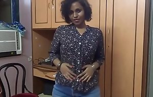 Big Ass Mumbai College Girl Spanking Herself Fucking Her Tight Desi Vagina