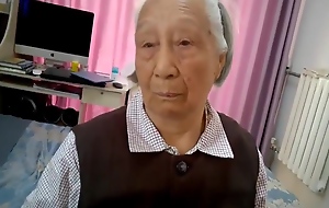 Old Chinese Granny Acquires Screwed