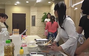 jav pest fuck while cooking
